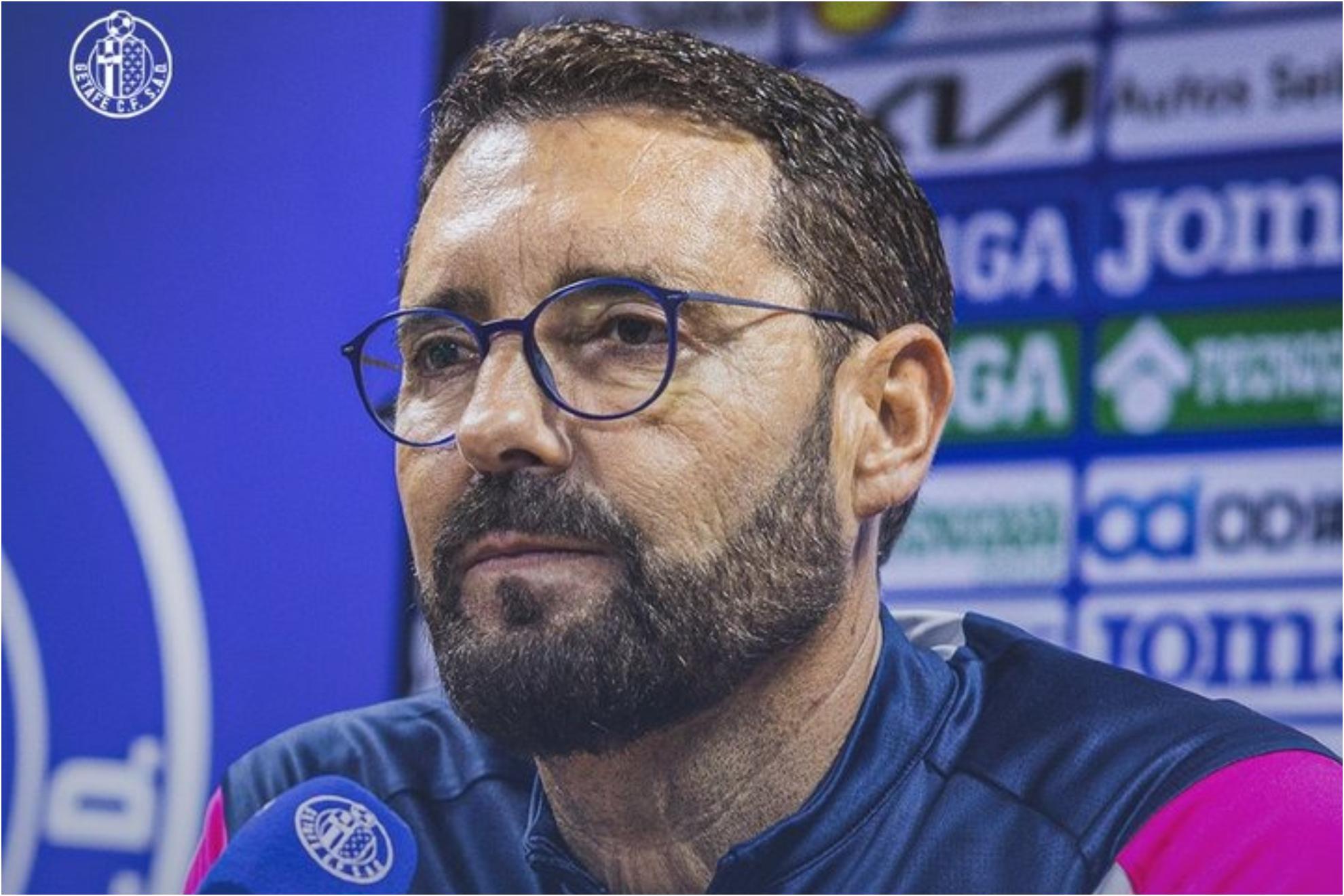 他来这里是, 分析上一场, 熟悉 他来这里是, 分析上一场, 熟悉