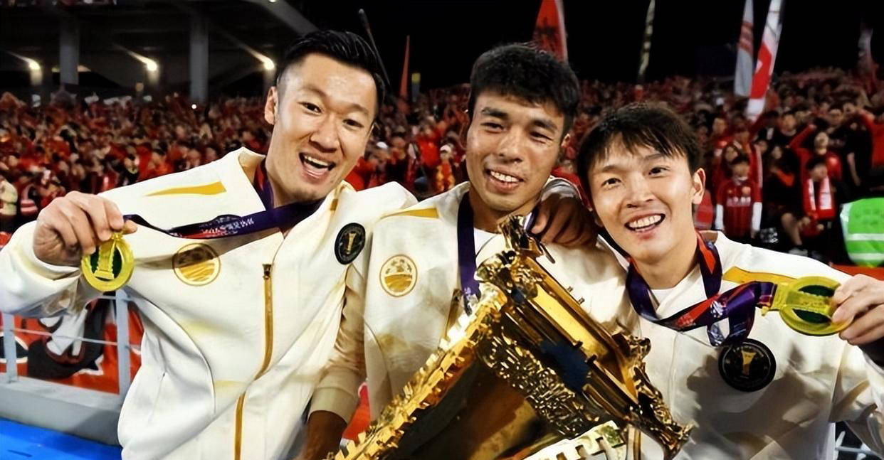 色的执教能, 再次登上事, db